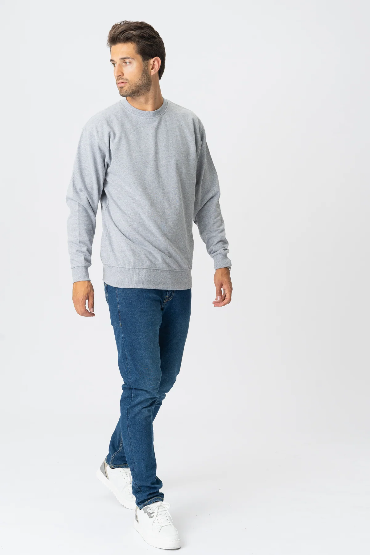Basic Crewneck - Grau - Image 3