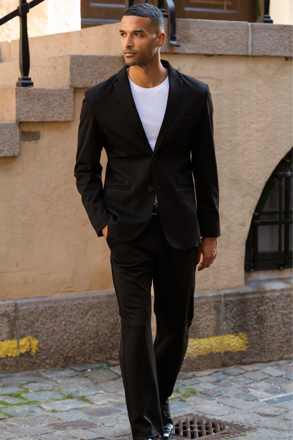 The Original Performance Anzug Regular Passform – (Schwarz) - Image 4