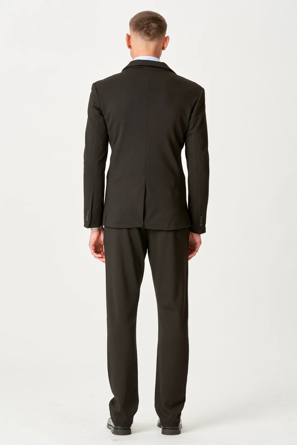 The Original Performance Anzug Regular Passform – (Schwarz) - Image 7